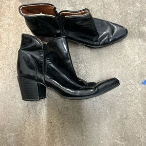 Rockport patent leather‎ booties
